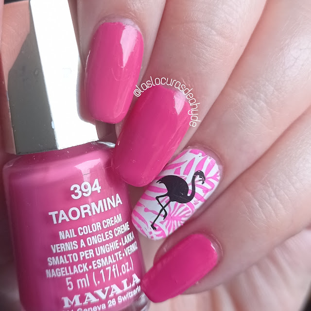 https://www.laslocurasdeahyde.com/2021/08/nail-art-fucsia.html