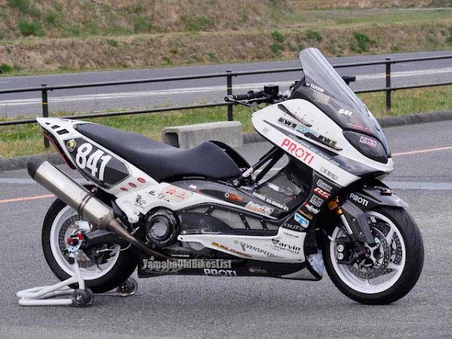 Yamaha TMAX Racing Custom Modification