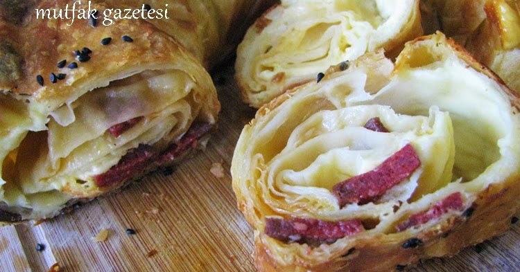 Kek kalıbında börek tarifi