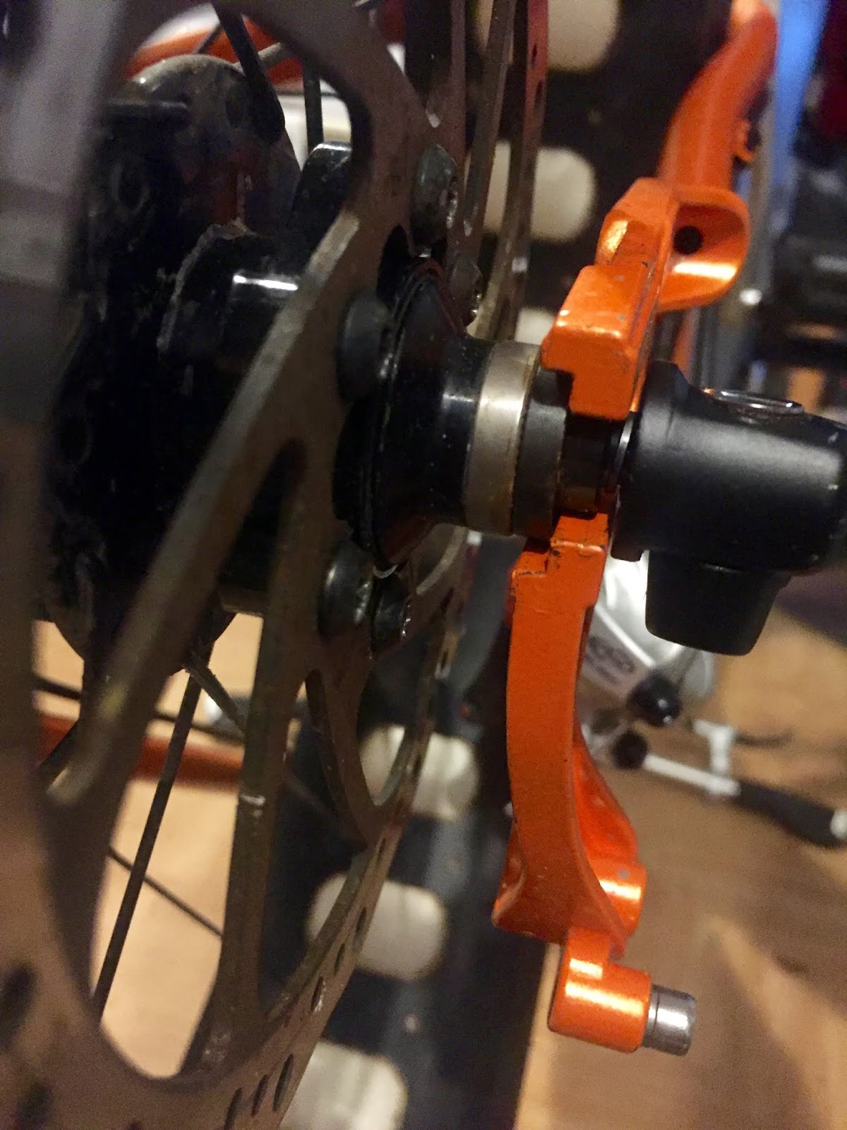 Fits 9mm x 135mm offset Fits Surly Pugsley Hurricane Fork Up Fat Bike Adaptor