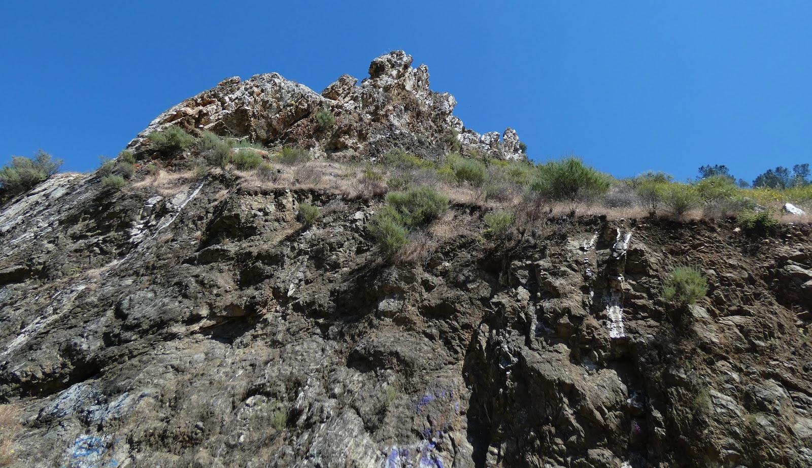 Geotripper Damning Del Puerto Canyon, a Geological and Natural