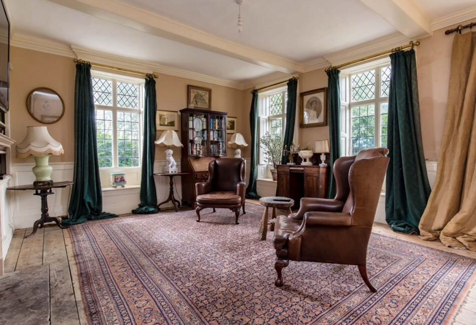 Bay Hall, Hall Lane, Benington, Boston, Lincolnshire. £450k