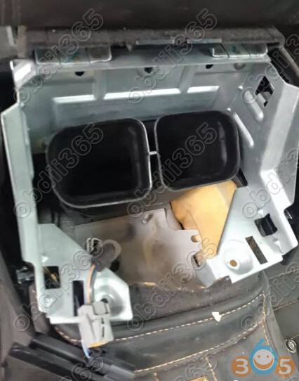 cg100-repair-jaguar-xj-airbag-4