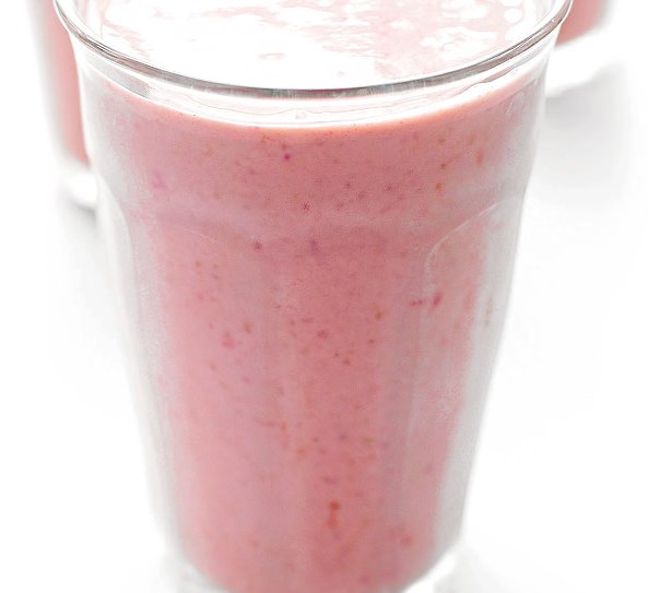 STRAWBERRY OATMEAL SMOOTHIE RECIPE #drinks #healthy