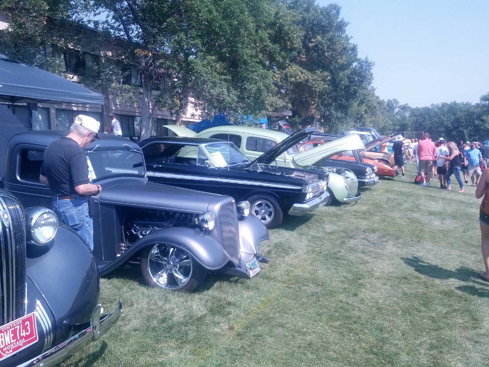 20 Years Before 2000 Labor Day Weekend Car Show 2017