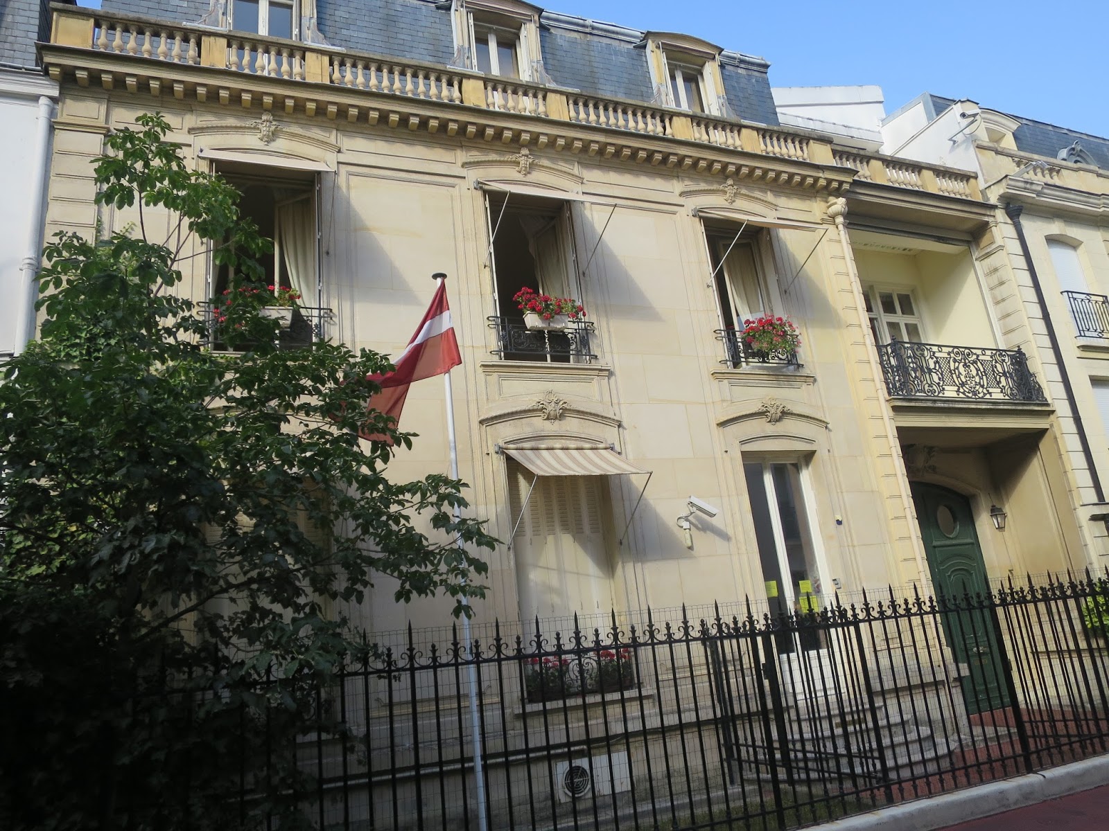 INTERNATIONAL LUXURY CONSULTING AMBASSADE DE LETTONIE en France Villa