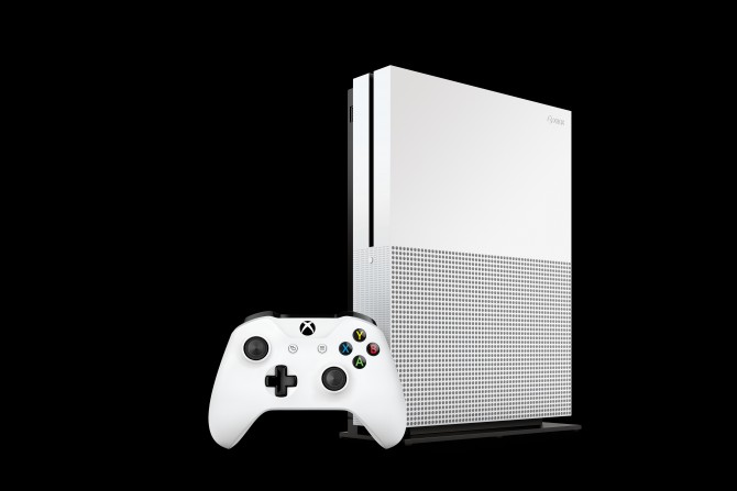 صور جديدة لجهاز Xbox One Slim والتصاميم الجديدة ليد تحكم الاكس بوكس Gamers Field