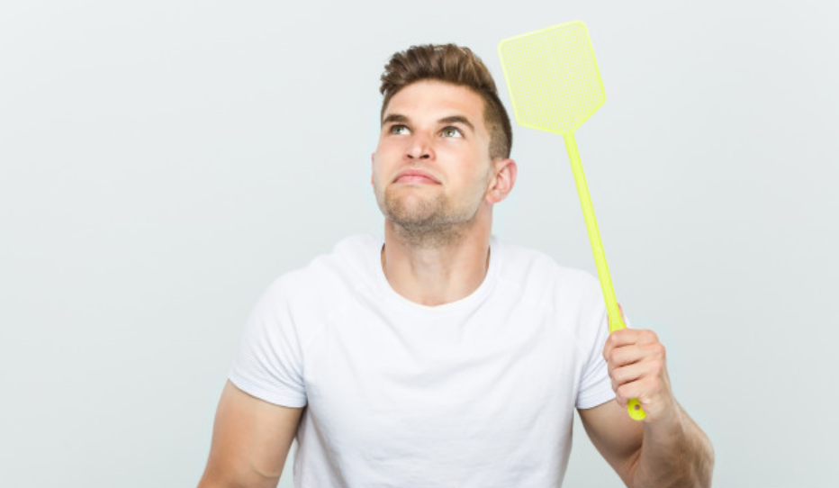 Catch can man. Бизнесмен в поле. Men catch up. Студио фон. Catch can.