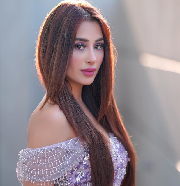 Mahira Sharma Biography, Age, Height, Wiki, Boyfriend
