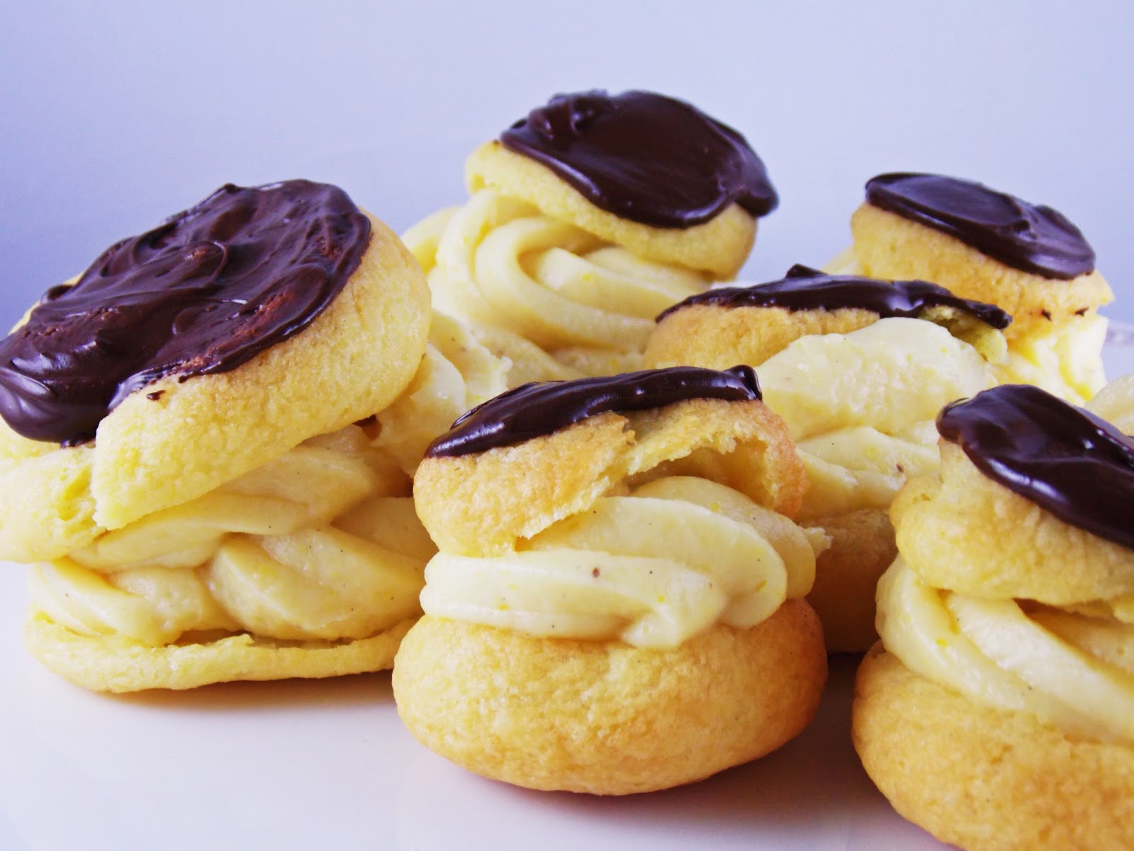 Blog - Event &amp;quot;Getrennte Wege&amp;quot;: Windbeutel mit Pastry Cream - Julia Bakes!