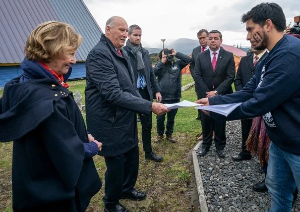 There were demonstrations against Norwegian aquaculture in Puntas Arenas