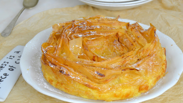 Tarta de masa filo y flan. Ruffle milk pie