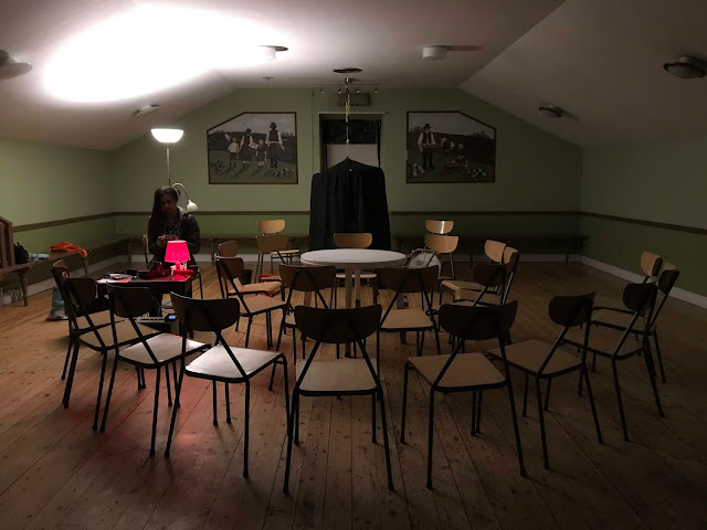 Initiation Séance Setting Kai Muegge Felix Circle Table Séance