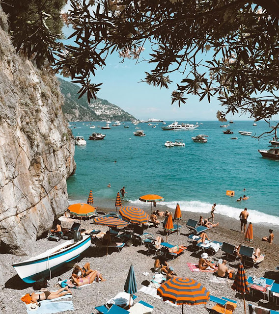 Weekday Wanderlust | Summertime Inspiration: Somewhere by the Sea