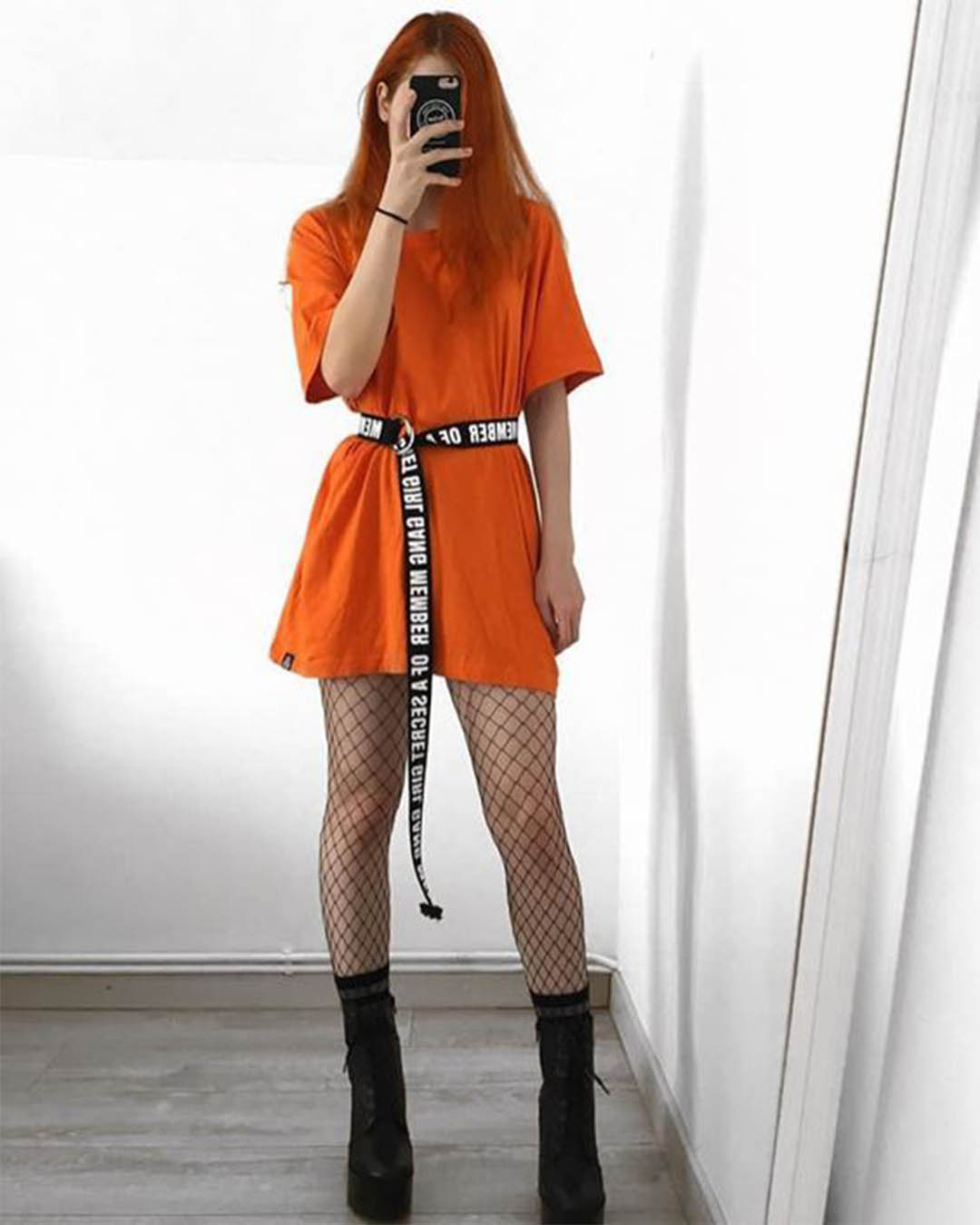 outfit body naranja