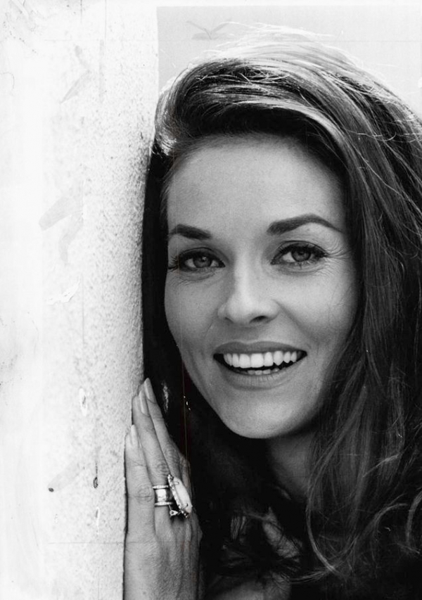 BOOKSTEVE'S LIBRARY Lee Meriwether is Coming to Cincy