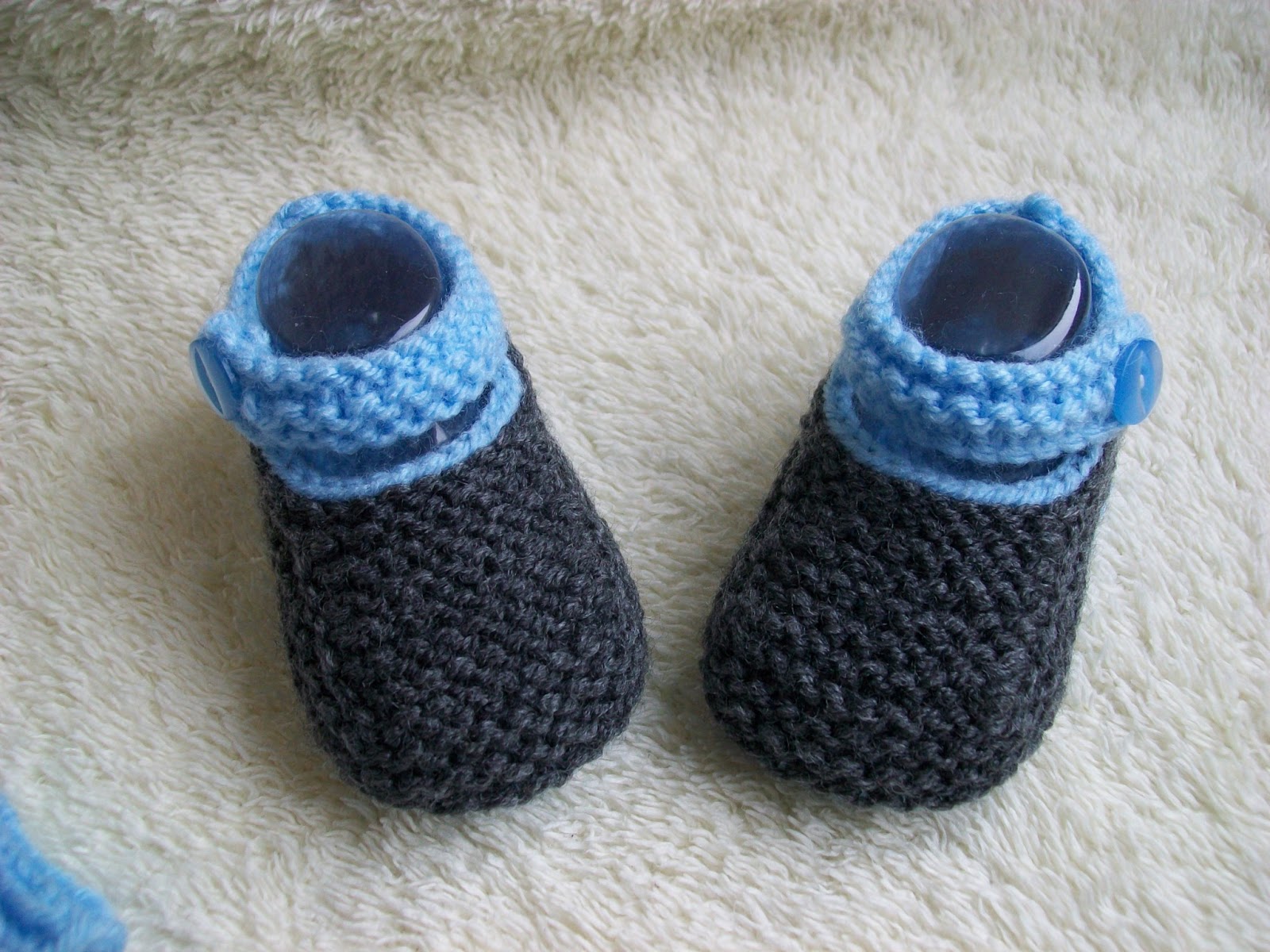 Knot Sew Prisca Baby Booties Pattern