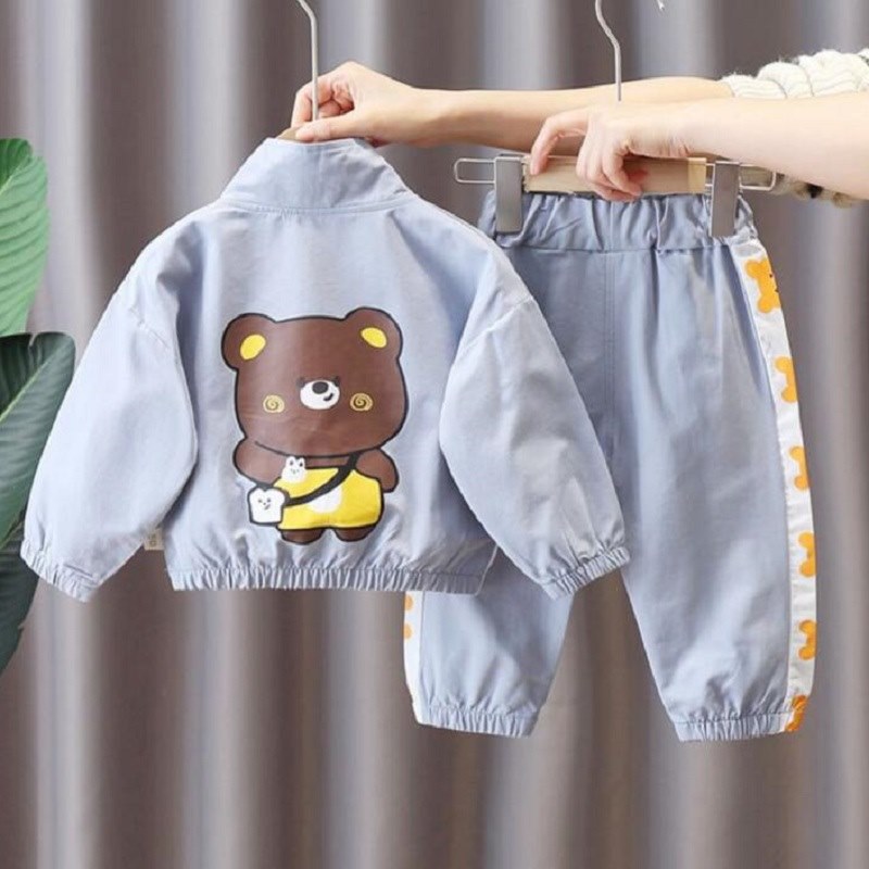 Bộ gấu cổ trụ của bé trai