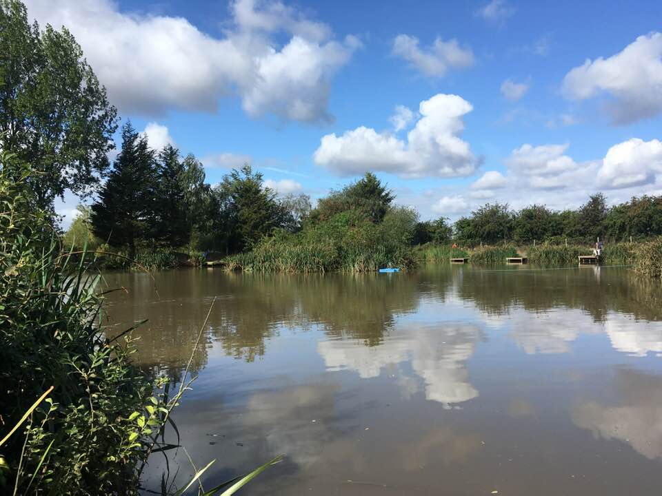 UK fishing venues Moor Monkton Pools (Front Lake) Venue Review