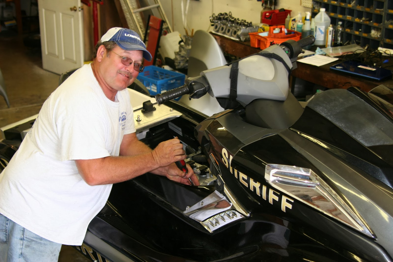 Boat Services & Repairs Anna Point Marina