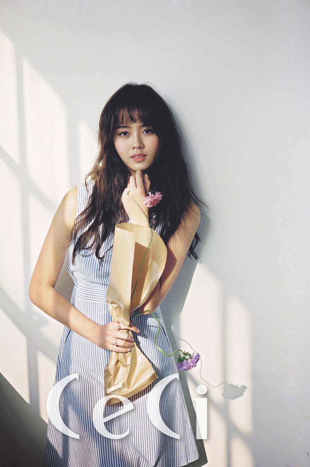 Twenty2 Blog Kim So Hyun In Ceci April 2016 Fashion And Beauty Nhan sắc đời thực của sao nhí một thời kim so hyun: twenty2 blog kim so hyun in ceci april