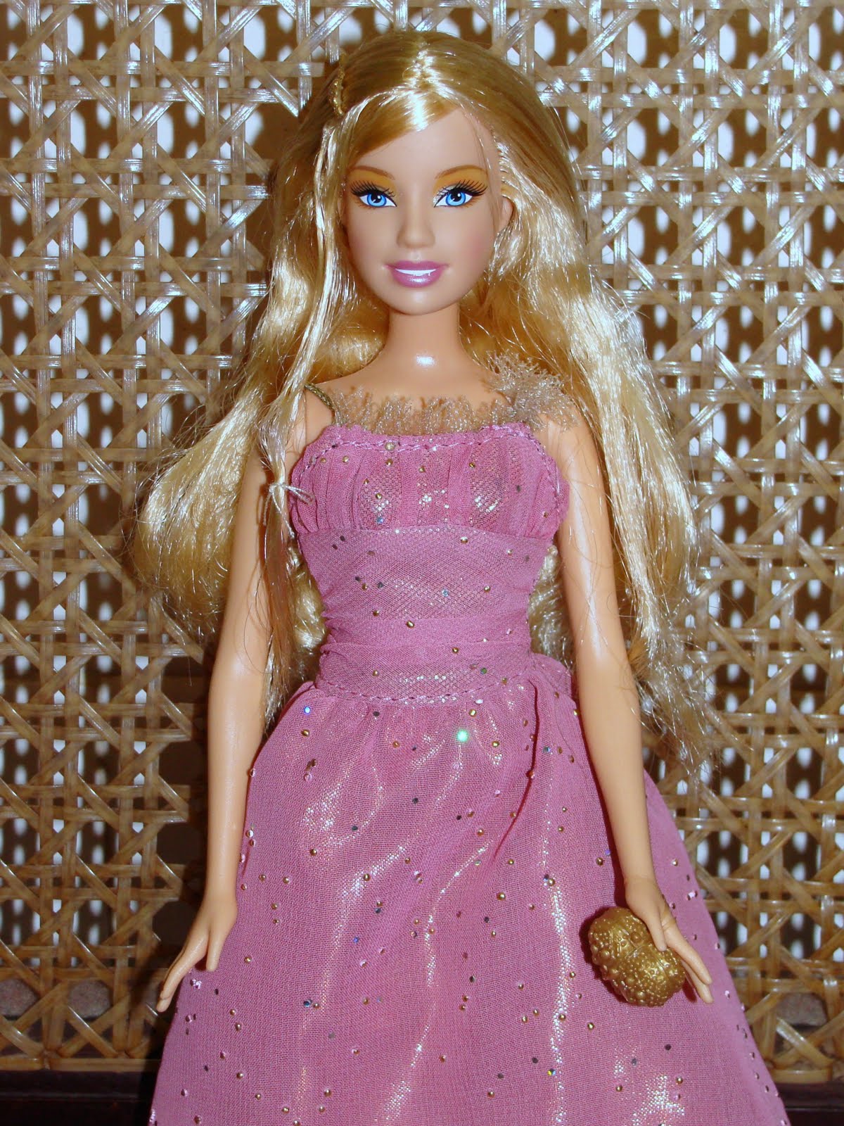 Barbie My Pink World Fashion Fever