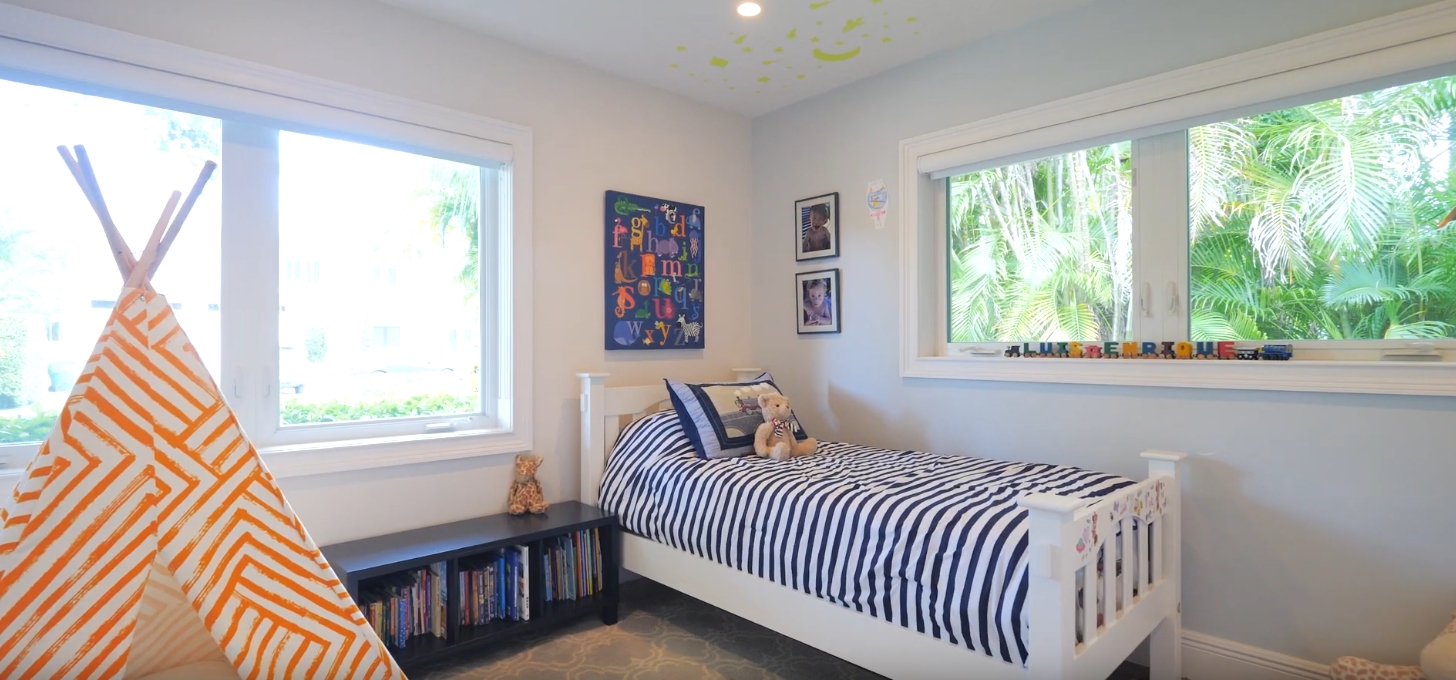 12 Photos vs. Property Showcase | 7830 SW 53rd Pl, Miami - High End Home & Interior Design Video Tour