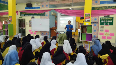 Meriah STEM untuk Pasca PT3 di SMK Tun Sharifah Rodziah