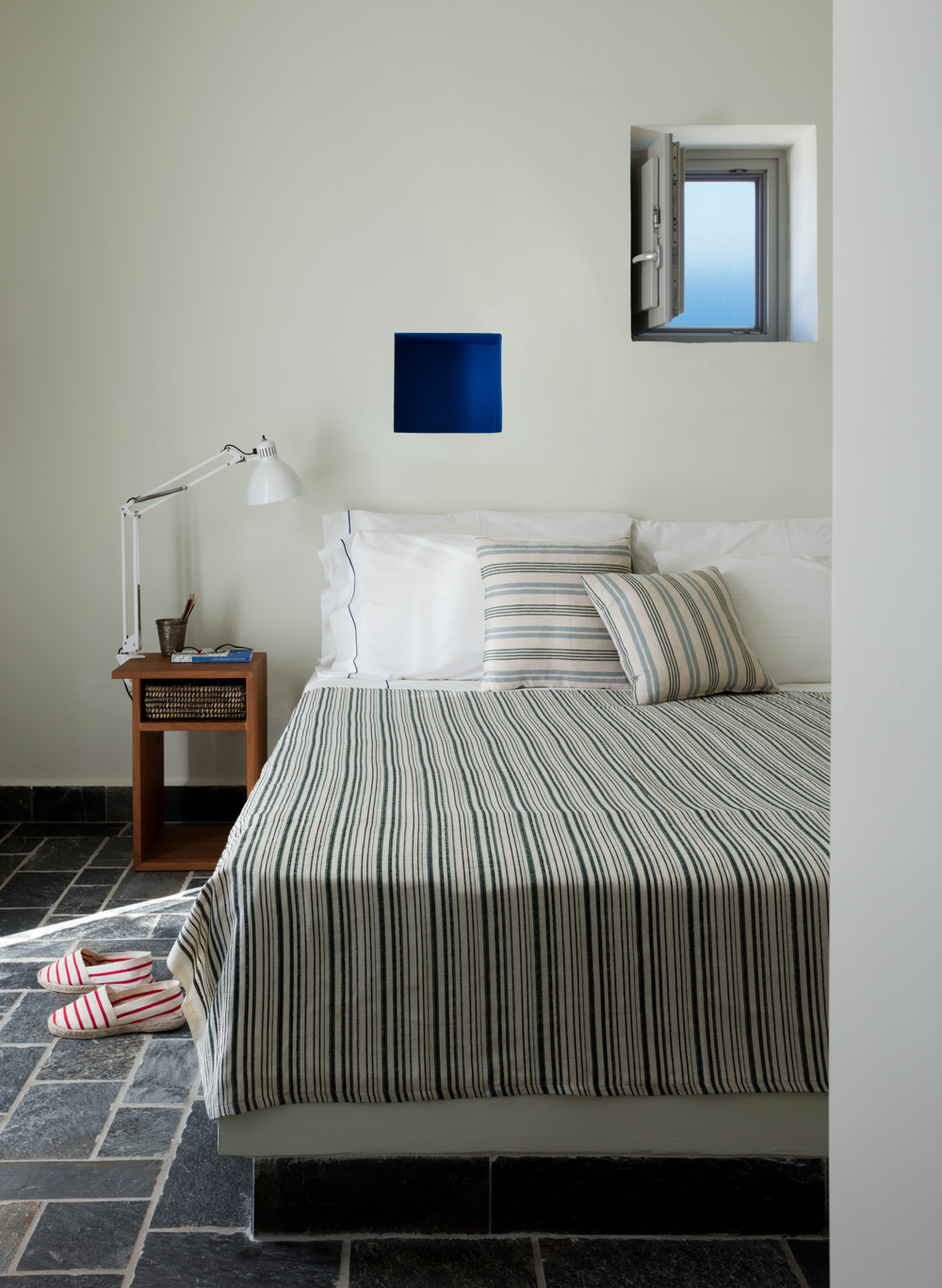 ������� ������� ���� ��� ����� caza-azul-folegandro