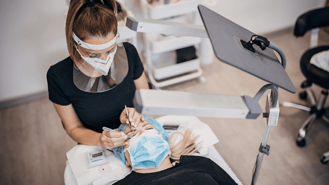 Eyelash Extensions- The whole lot You Want To Know To Grow to be a Qualified Lash Technician How to become an eyelash Technician By Barbies Beauty Bits