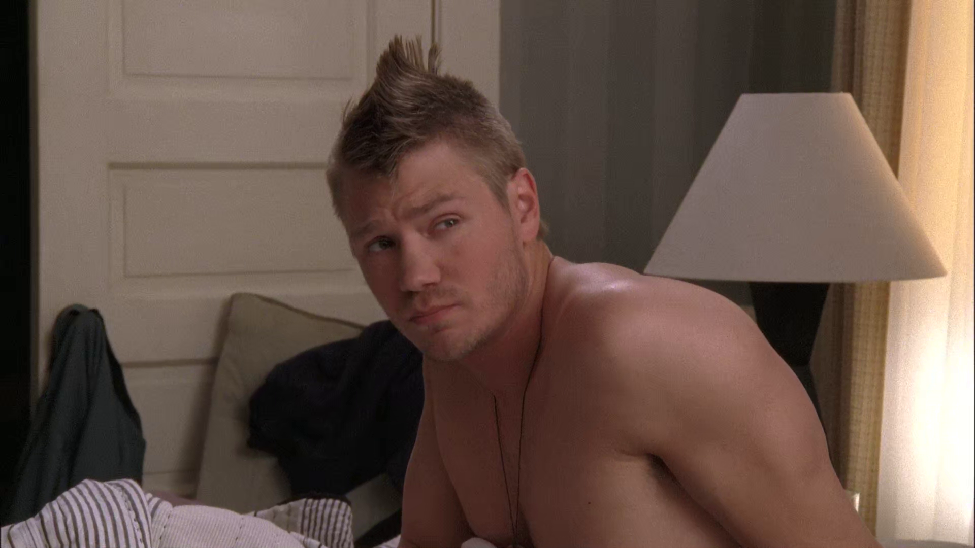 Chad Michael Murray shirtless in One Tree Hill 5-18 "What Comes After ...