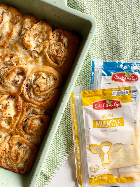 holiday turkey & cheese party rolls #OurFamilyCheese #ad