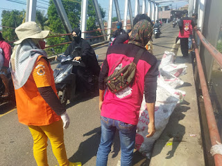 LSM MAPPEGAS beserta sejumlah Organisasi Garut Selatan, Lakukan Baksos bersih sampah dan Donor Darah LSM MAPPEGAS beserta sejumlah Organisasi Garut Selatan, Lakukan Baksos bersih sampah dan Donor Darah