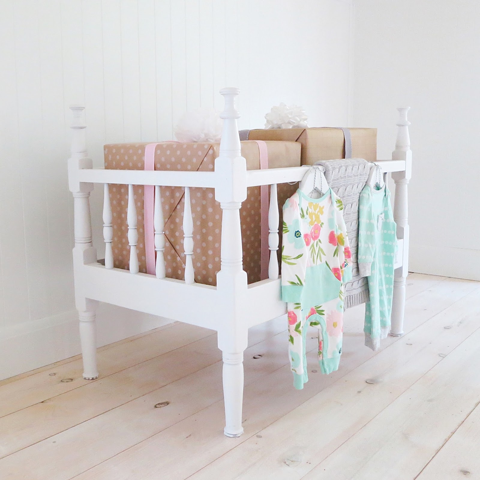 The Cottager The Josephine Crib (vintage rental)