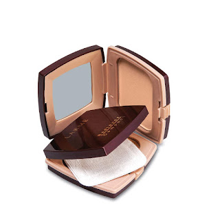 Review: Lakme Radiance Complexion Compact Powder, Marble, 9g