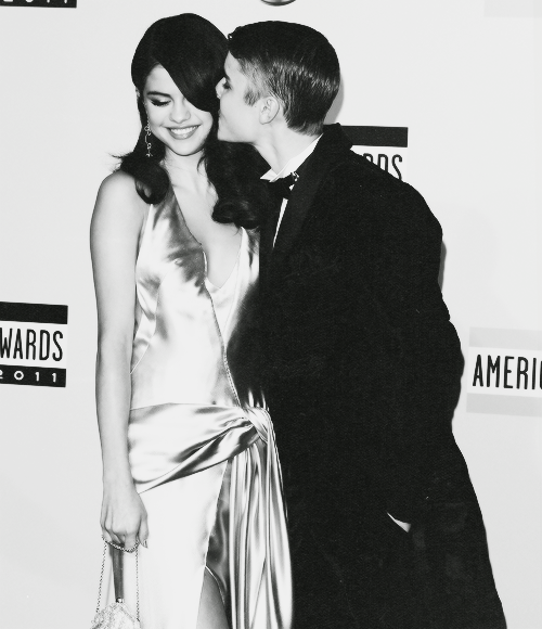 Lirik Lagu Nothing Like Us Justin Bieber ♥♥ RAZ© ♥♥