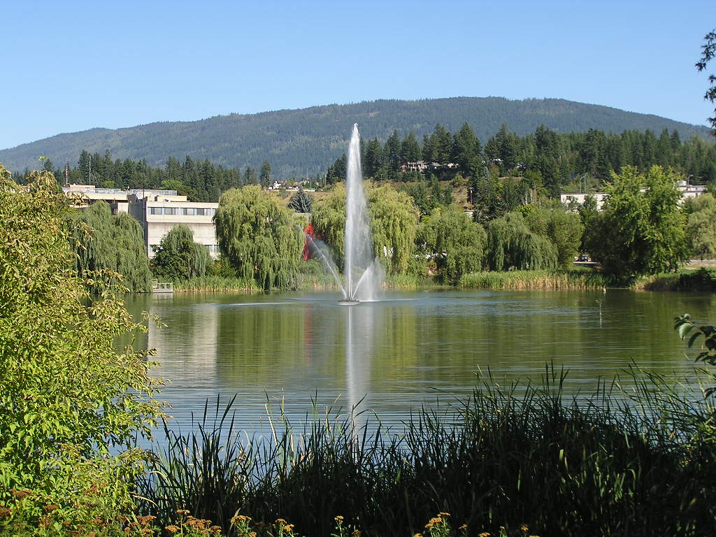 Victor's Travel Pictures Salmon Arm British Columbia Canada