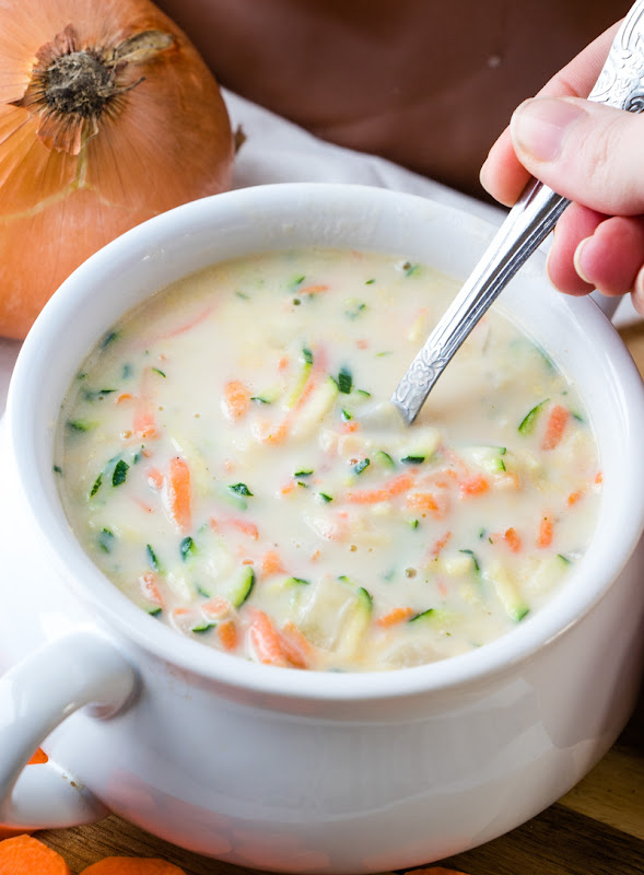 Creamy Zucchini and Carrot Soup Recipe