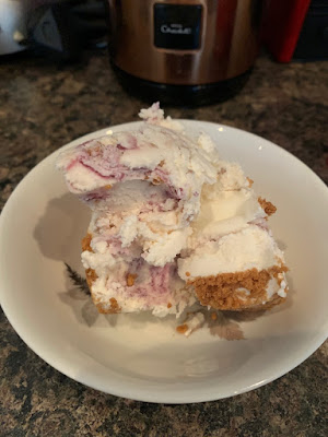 Lotus Biscoff Blueberry Cheesecake Ice Cream (Iceland)