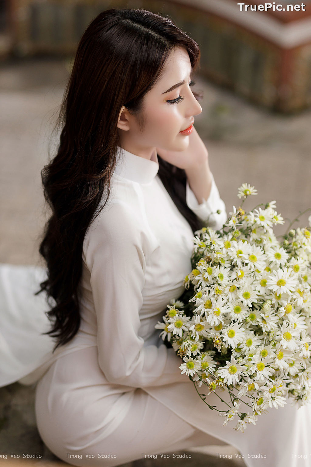 Image The Beauty of Vietnamese Girls with Traditional Dress (Ao Dai) #3 - TruePic.net - Picture-2