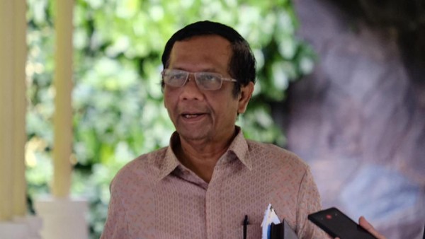 Soal Natuna, Mahfud Md Tegaskan RI Tak Akan Negosiasi dengan China Soal Natuna, Mahfud Md Tegaskan RI Tak Akan Negosiasi dengan China