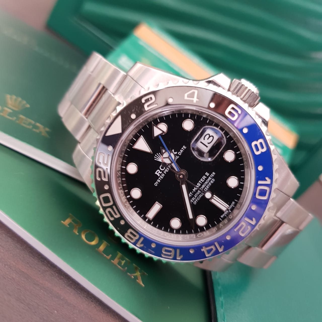 Jual Beli Tukar Tambah Service Jam Tangan Mewah Arloji Original Buy Sell Trade In Service Sold Rolex Gmt Master Ii Batman Blue Black Ceranic Bezel Ref 116710blnr Black Dial Automatic Stainless Steel Case 40mm Random