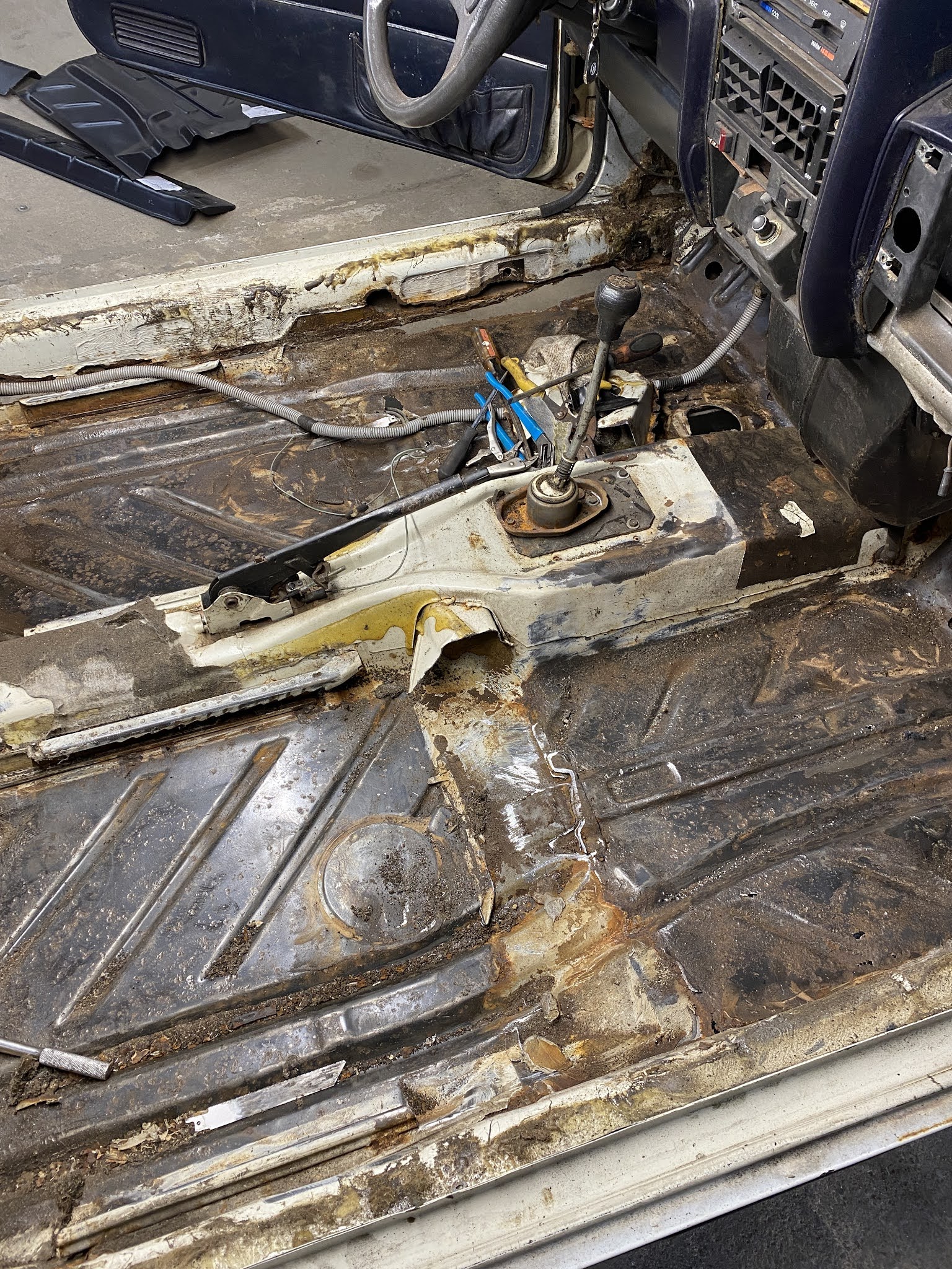 Day 3 Started to repair and weld the rocker panel and floor board on