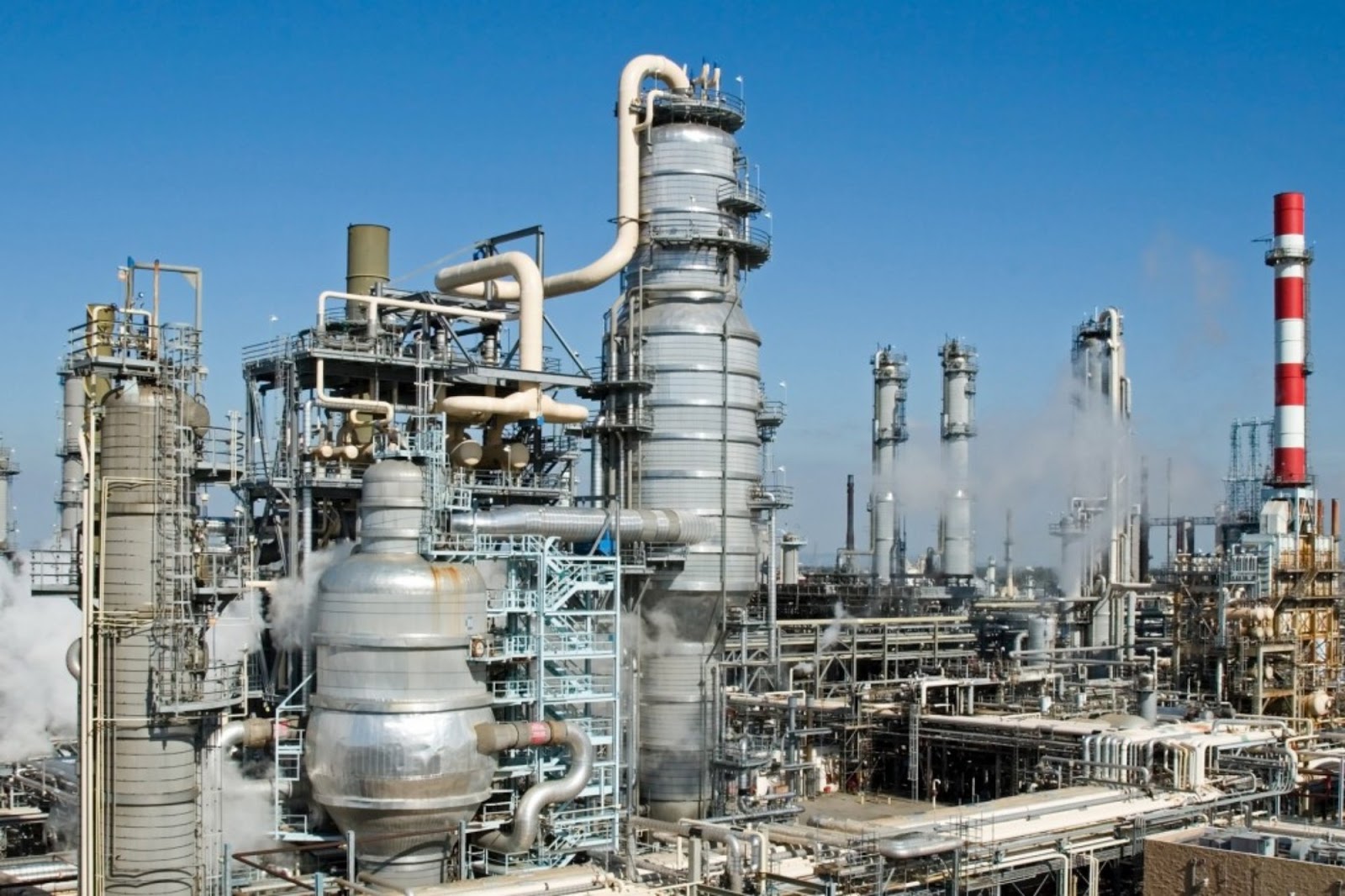 Lubricant Production Processes Solvent Extraction x HydroRefining Route