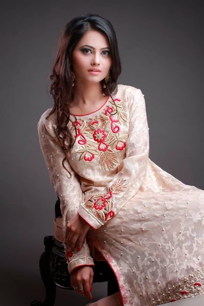 She-Styles | Pakistani Designer Dresses ...