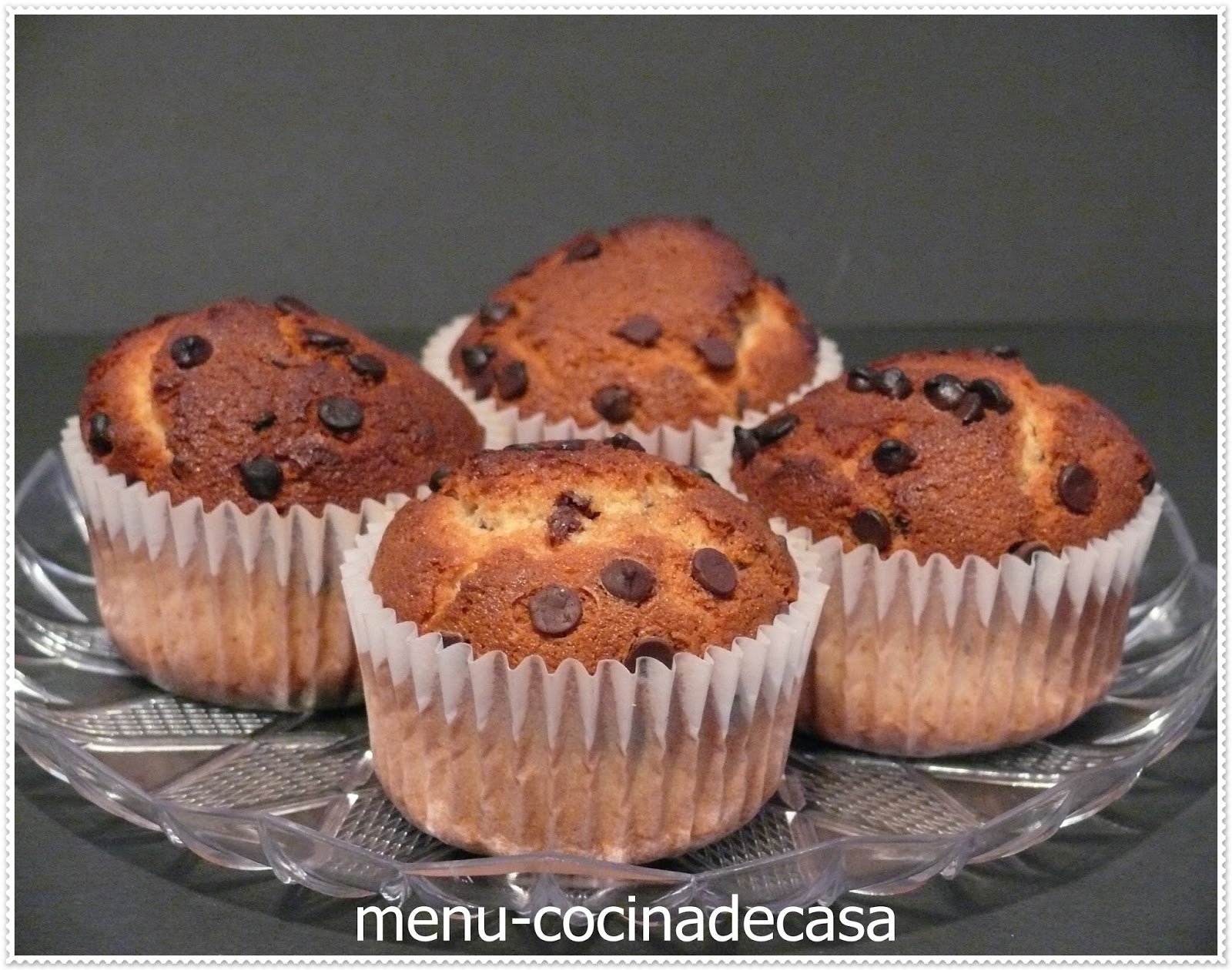 menucocinadecasa MUFFINS CON PEPITAS DE CHOCOLATE