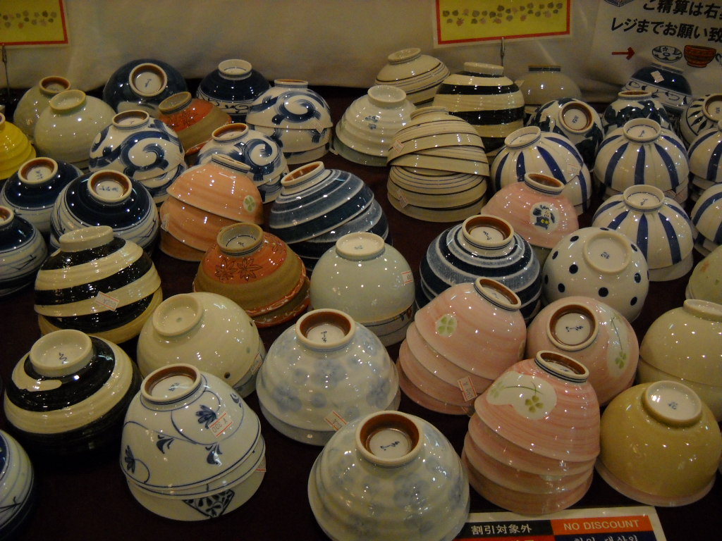 Daily Glimpses of Japan Karatsu Ware Traditional Japanese Pottery