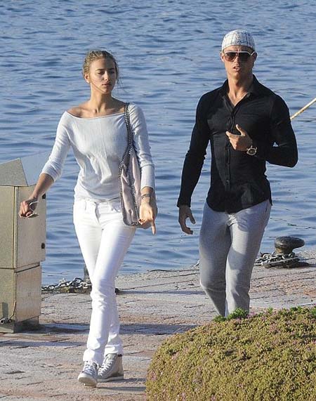 Ist Ronaldo Ex Irina Shayk etwa schwanger von Bradley Cooper 