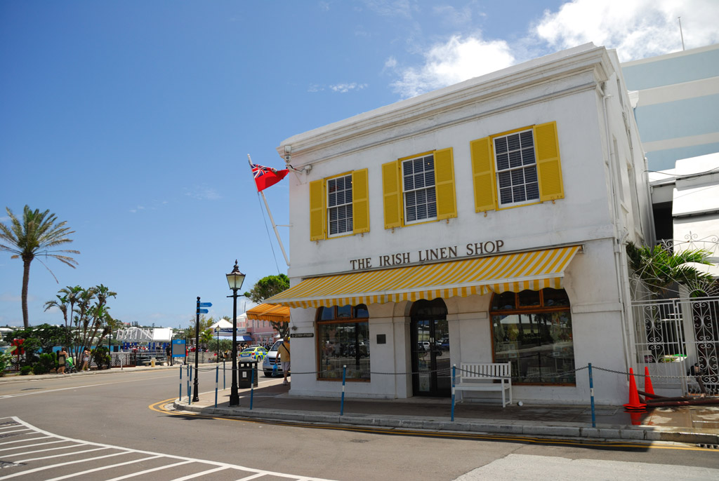 The Canadian Loon Hamilton Bermuda