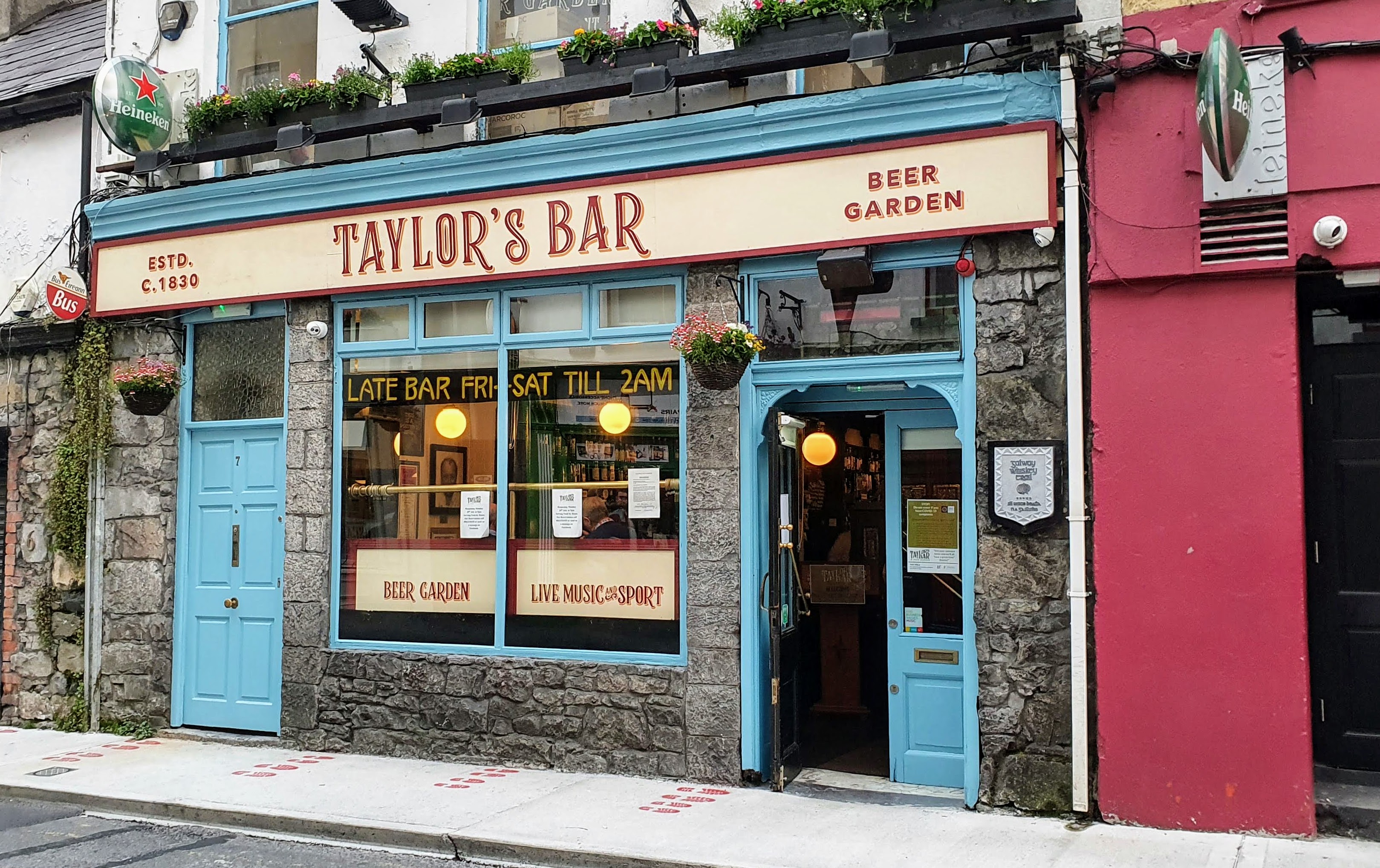 Pubs Open in Galway